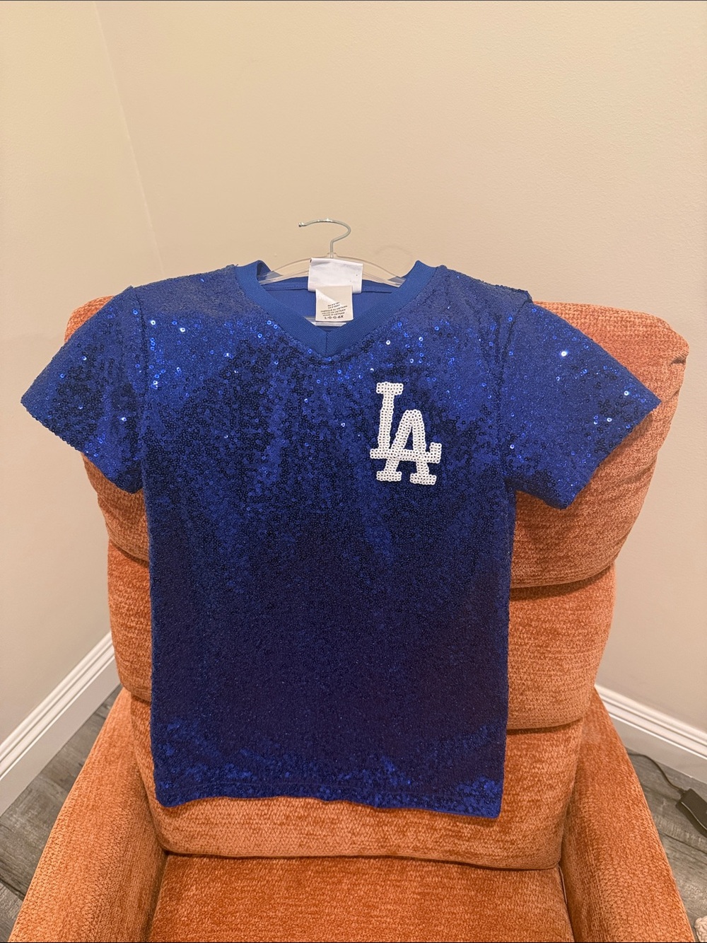 Genuine Merchandise Girls' Sequin V-Neck LA Tee - Royal Blue
